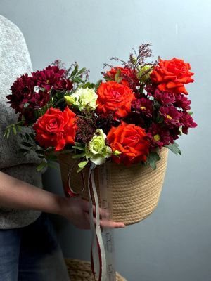 Корзинка с кусочком осени купить цветы, букеты с доставкой